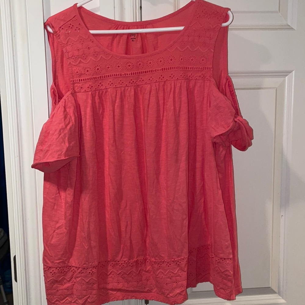 Crown&Ivy coral cold shoulder eyelet tunic top